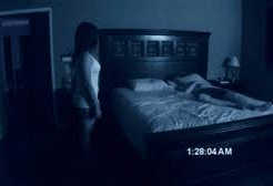 Paranormal Activity (2007) gledaj